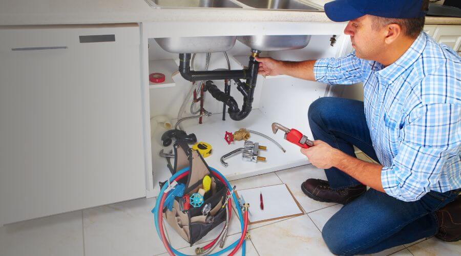 Expert burst pipe repair services in Fort Atkinson, IA